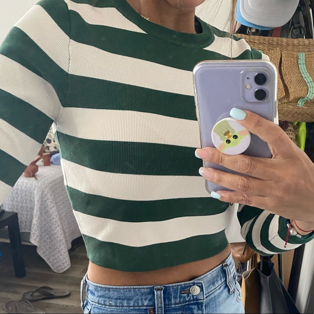 Zara green stripes crop long sleeves top